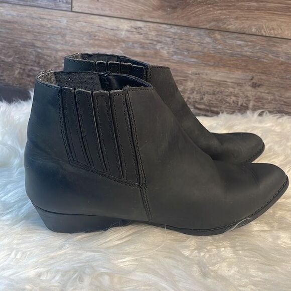 Maine Woods Leather Ladies Ankle Booties, Black, Approx 8M(see description) - Picture 2 of 8